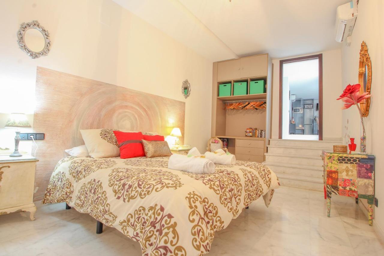 Apartamento Livia Junto A La Catedral Apartment Seville Exterior photo
